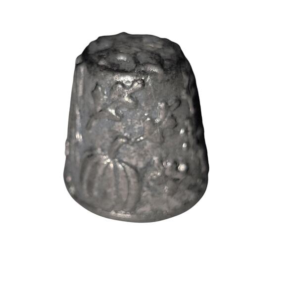 Spring Summer Fall Winter Set of 4 Vintage Pewter Thimbles Festive Art Deco T-1 - Picture 6 of 10